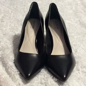 Alfani classic black pumps.